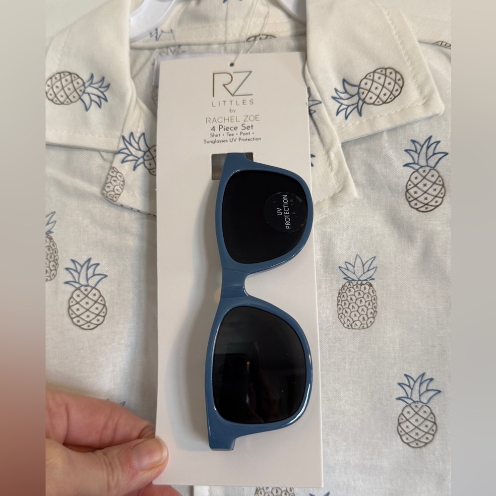 😎Rachel Zoe Adorable Pineapple Print Collared Shirt, Pants and Tee Set - Picture 2 of 10